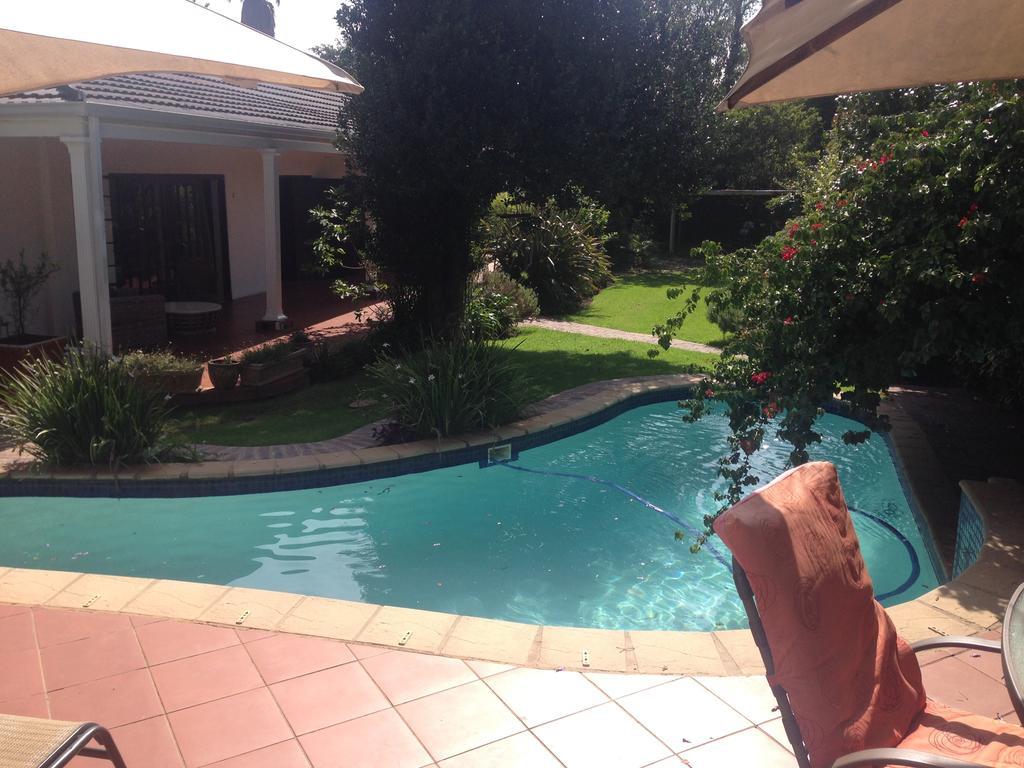 Lucky Bean Guesthouse Johannesburg Eksteriør bilde